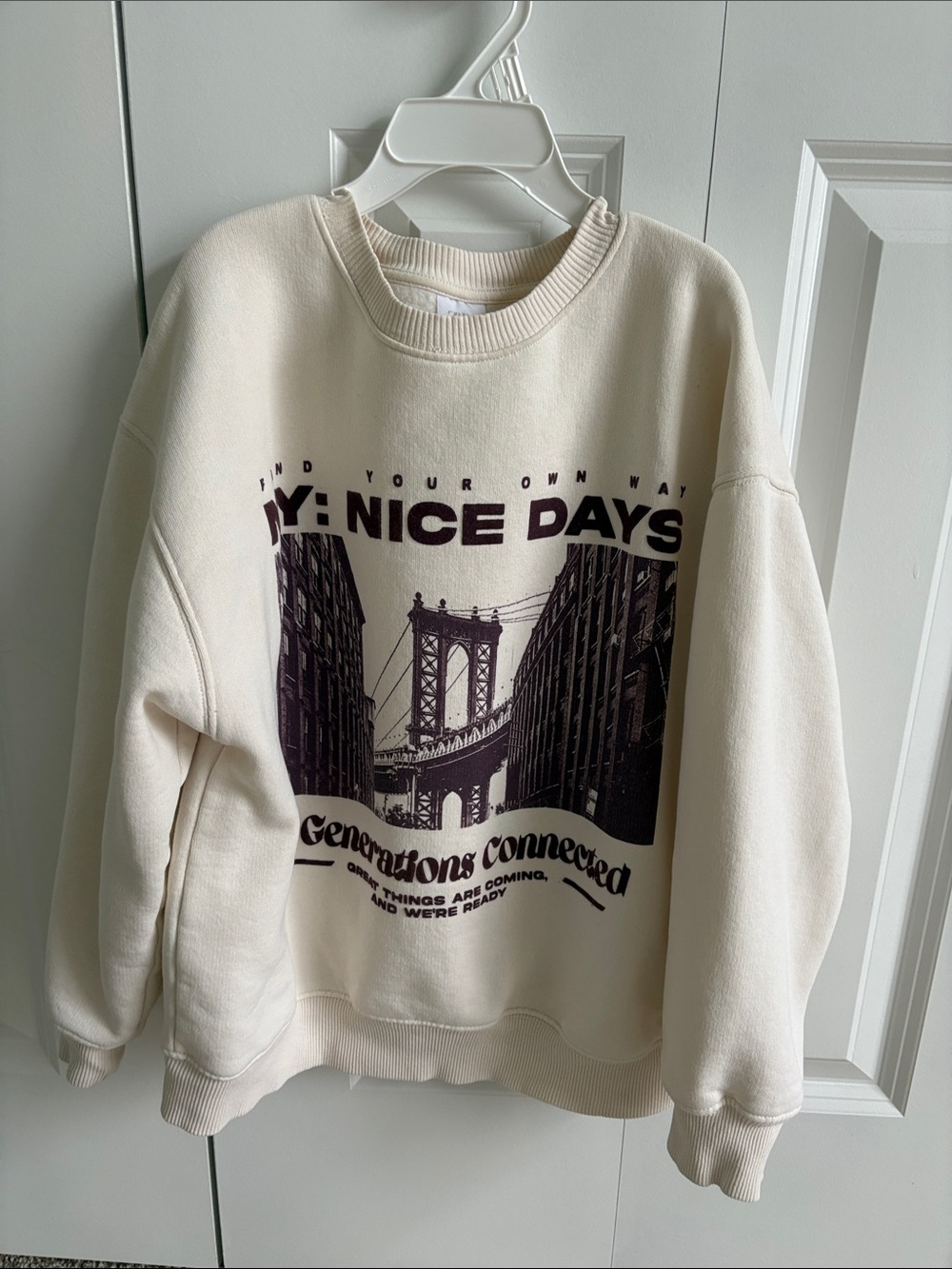Zara Cream Crewneck Sweatshirt with Dark Graphic Print